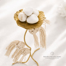 โหลดรูปภาพลงในเครื่องมือใช้ดูของ Gallery Baan Bua White - Thai Diffuser - Handmade Premium Gift - Stone