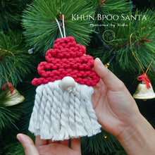 โหลดรูปภาพลงในเครื่องมือใช้ดูของ Gallery Khun Bpoo Santa Claus Ornament on a Christmas Tree