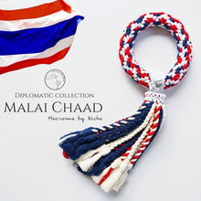 Load image into Gallery viewer, MALAI CHAAD - VIP MALAI - พวงมาลัยความบริสุทธิ์ - ของขวัญVIP - พวงมาลัยวันแม่ - พวงมาลัยทางการทูต product