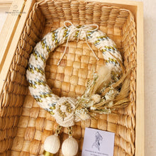 Load image into Gallery viewer, Malai Princess Flowers - Signature Collection - Premium Gifts - Box Zoom In - Macrame by Nicha