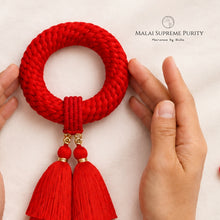 โหลดรูปภาพลงในเครื่องมือใช้ดูของ Gallery Malai Supreme Purity Red - โชคดีและความเจริญรุ่งเรือง