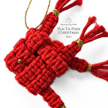Load image into Gallery viewer, PLA-TA-PIAN CHRISTMAS - THAI TRADITIONAL FISH - CHRISTMAS ORNAMENTS