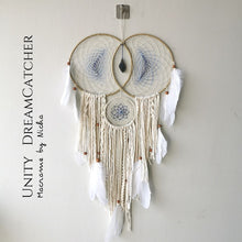 Load image into Gallery viewer, UNITY DREAMCATCHER - ตาข่ายดักฝัน สามัคคี – The Harmony Dream catcher