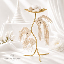 โหลดรูปภาพลงในเครื่องมือใช้ดูของ Gallery Baan Bua White - Thai Diffuser - Handmade Premium Gift - Full body
