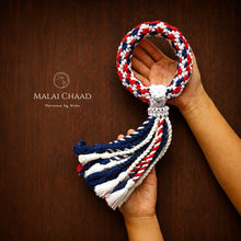 โหลดรูปภาพลงในเครื่องมือใช้ดูของ Gallery Malai Chaad - The Thai Pride - Hands - Macrame by Nicha

