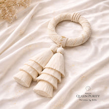 โหลดรูปภาพลงในเครื่องมือใช้ดูของ Gallery Malai Queen Purity - A Thai Decoration - Macrame by Nicha - Lay down
