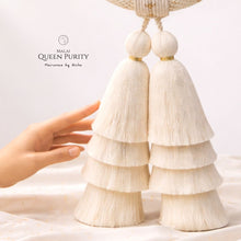 โหลดรูปภาพลงในเครื่องมือใช้ดูของ Gallery Malai Queen Purity - A Thai Decoration - Macrame by Nicha - Tail
