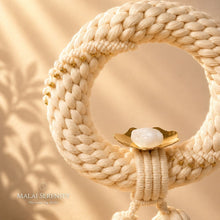 โหลดรูปภาพลงในเครื่องมือใช้ดูของ Gallery Malai Serenity - A Thai Diffuser - A Premium Gift - Macrame by Nicha - Head
