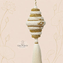 Load image into Gallery viewer, Malai Uba - มาลัยอุบะ - Premium Gift - Handmande by Macrame by Nicha - Side
