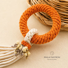 Load image into Gallery viewer, Malai Saffron - Wisdom and Inner Peace - Neck - Macrame by Nicha
