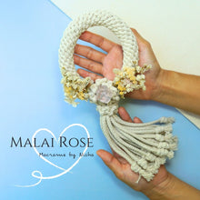 Load image into Gallery viewer, Macrame by Nicha - Phuang Malai Thailand - MALAI ROSE QUARTZ – พวงมาลัยหินโรสควอตซ์ - พวงมาลัยวันแม่ - ของขวัญ
