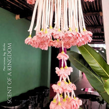 Load image into Gallery viewer, SCENT OF A KINGDOM - กลิ่นหอมแห่งอาณาจักร - KHRUANG KWAEN CHANDELIER - Macrame By Nicha
