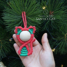 Load image into Gallery viewer, SANTA&#39;S CAT - SANTA&#39;S FRIENDS - CHRISTMAS DECORATIONS
