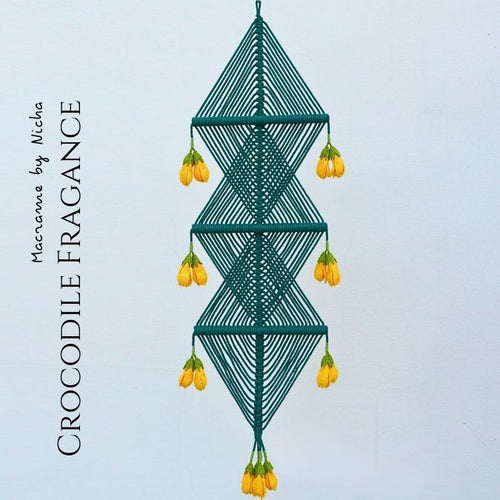 THE CROCODILE FRAGRANCE - กลิ่นจระเข้ - KHRUANG KWAEN - เครื่องแขวนไทย - Product presentation - Tale -  Macrame By Nicha - Champa flowers