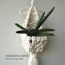 Load image into Gallery viewer, SOBHANA MINI 1 - SET 2 PIECES - PLANT HANGER
