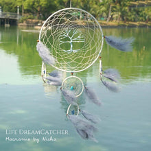 โหลดรูปภาพลงในเครื่องมือใช้ดูของ Gallery LIFE DREAMCATCHER – ตาข่ายดักฝัน ต้นไม้แห่งชีวิต – The Tree of Life dream catcher + หินเทอร์ควอยซ์ - Home decor &amp; Gift8
