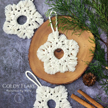 Load image into Gallery viewer, COLDY FLAKE - SNOWFLAKE - CHRISTMAS DECORATIONS
