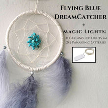 โหลดรูปภาพลงในเครื่องมือใช้ดูของ Gallery THE FLYING BLUE DREAMCATCHER - ตาข่ายดักฝันขนาดเล็ก
