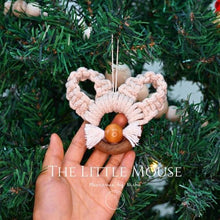 Load image into Gallery viewer, WHOLESALE ONLY - THE LITTLE MOUSE - SANTA&#39;S FRIEND - CHRISTMAS ORNAMENTS &amp; DECORATIONS - MOQ 50 PIECES

