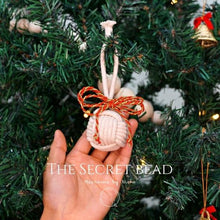 Load image into Gallery viewer, THE SECRET BEAD - SANTA AMULET - CHRISTMAS DECORATIONS
